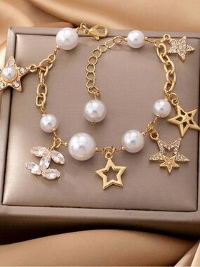 Target Gold-Tone Bracelet with White Pearls & Star Charms